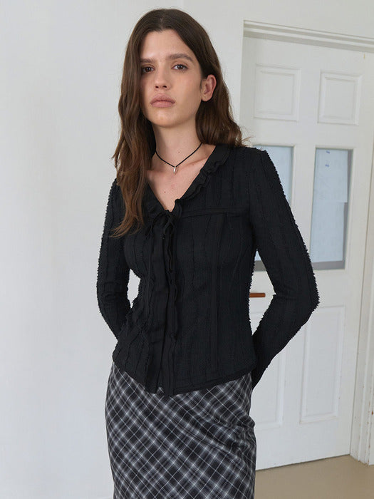 Raive Ruffle V-neck Blouse