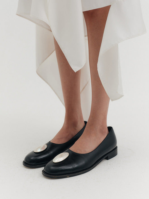 Eenk Mother of Pearl Loafers - Ivory