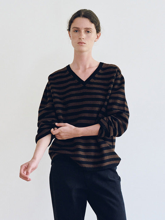 Nothing Written Molly V-Neck Pullover (Brown Stripe)