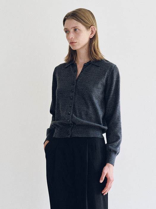 [nothing written] Muffin Button Cardigan (Gray)