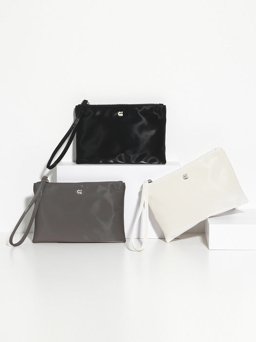 Carlyn Kussi Babe Pouch