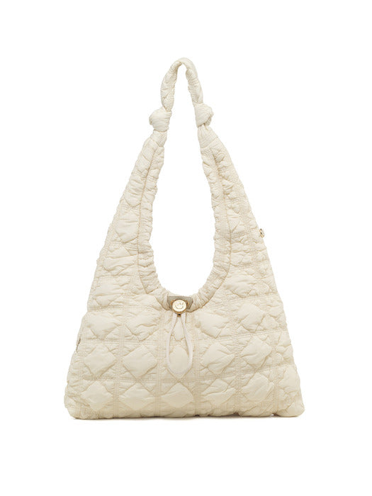 Carlyn Kushi