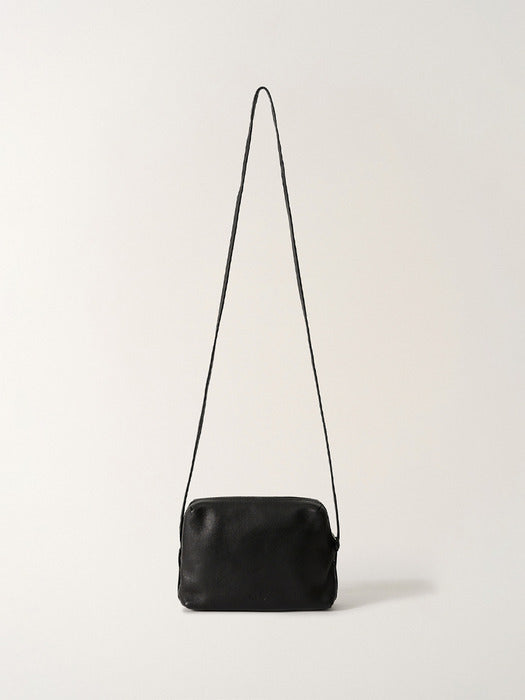 [nothing written] Square bag (Black)