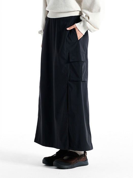 [fila] Women's Woven Slit-Detail Maxi Skirt_FS253SK01F001_001