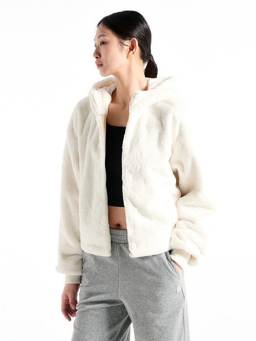 [fila] Women's Faux Fur Hooded Jacket_FS254PL02F001_150