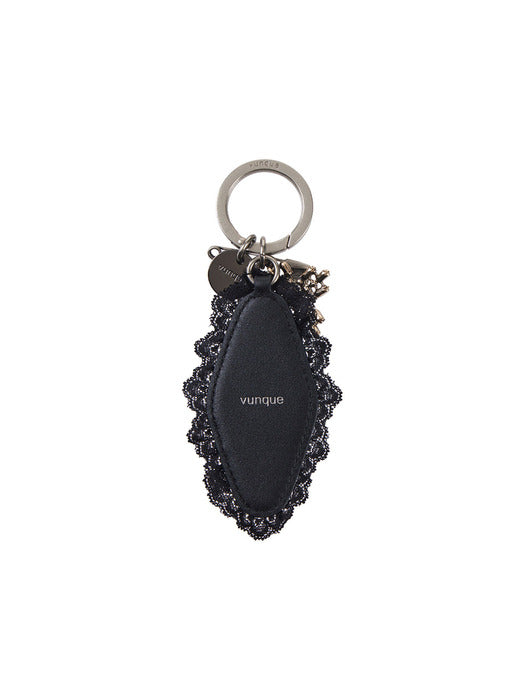 [vunque] Goth Lace Leather Charm (Black)