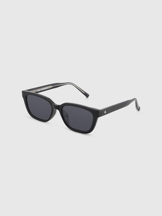 Sunglasses in black - Premium quality product image