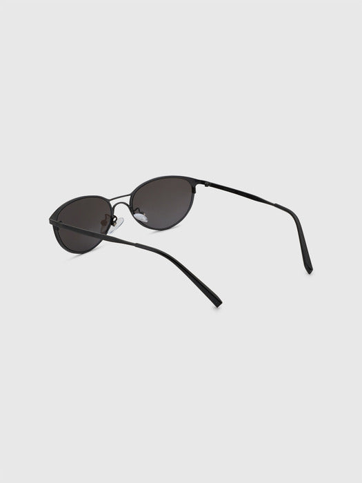 Sunglasses in black - Premium quality product image