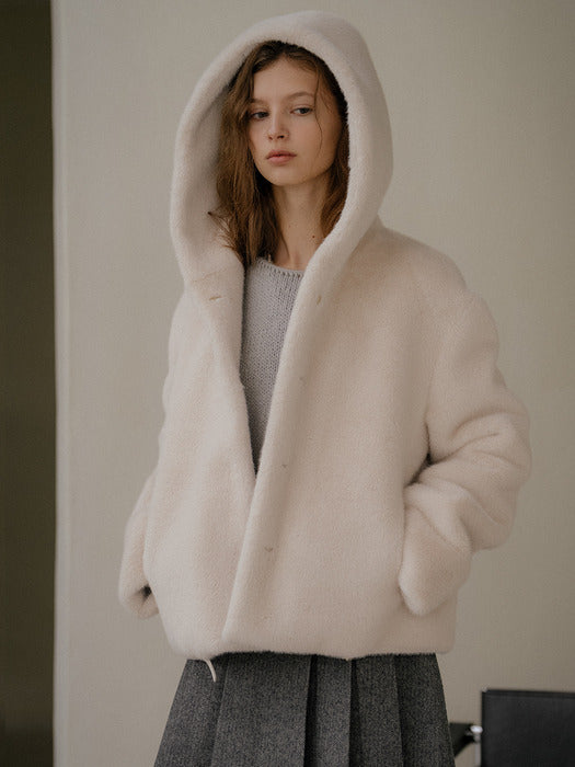 [TILLIDIE] Hooded Fur Short Jacket [TIWT03JK01]_Beige