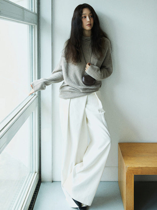 Loeuvre Asymmetric Panel Half-neck Knit Pullover