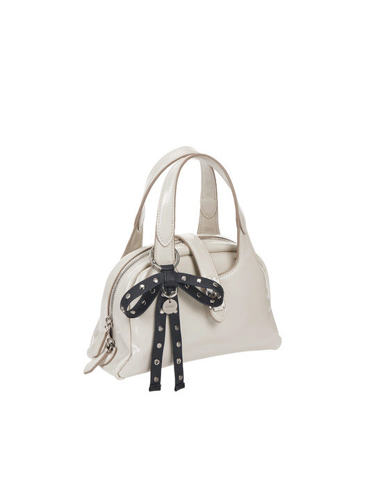 [vunque] Goth Leather Ribbon Charm — Black