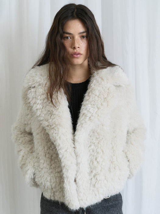 [raive] Wide-Collar Fur Jacket in Ivory VF5WJ102-03
