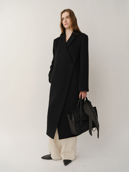 Kindersalmon Shaped Tailor Coat Black