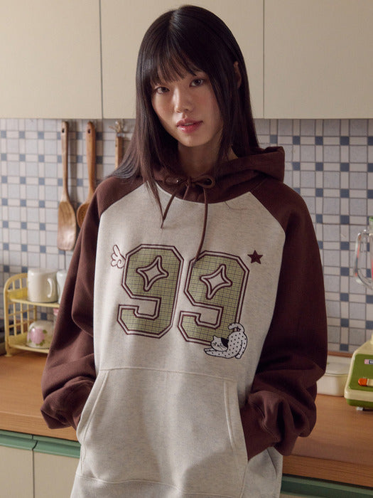 Ambler Dot cat Applique Raglan Hoodie (Oatmeal)