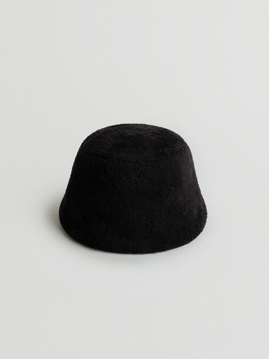 fur bucket hat (black)