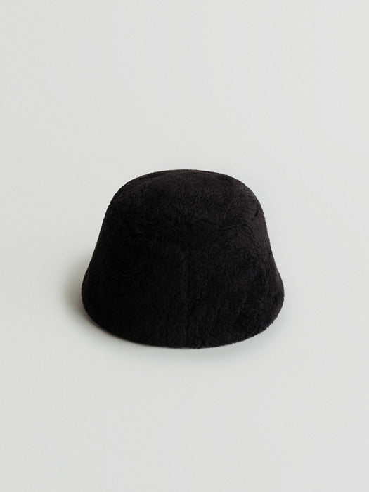 fur bucket hat (black)