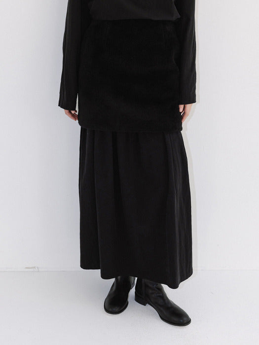 Moia fur skirt (black)