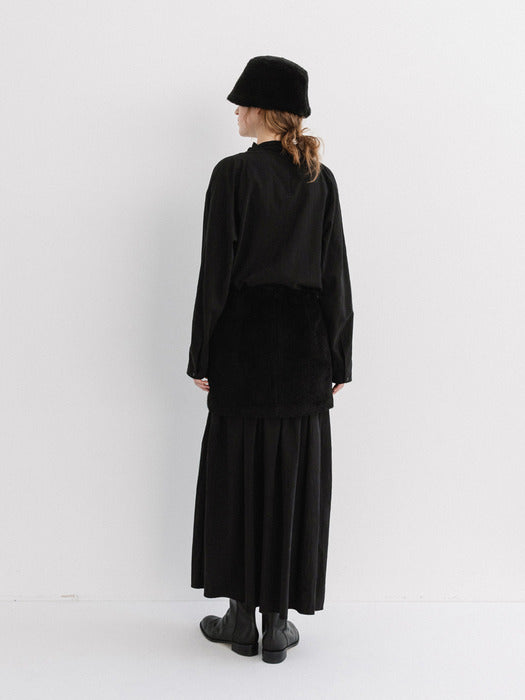 Moia fur skirt (black)