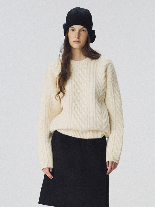 [nothing written] Petico cable knit pullover (Neutral)