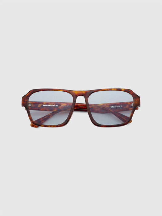 [BLUE ELEPHANT] FRAID leopard