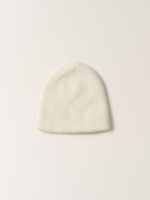 [nothing written] Bisou baby alpaca beanie (Clean white)
