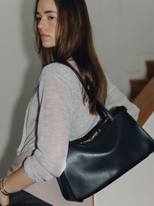 Loeuvre Lineaire Shoulder Medium
