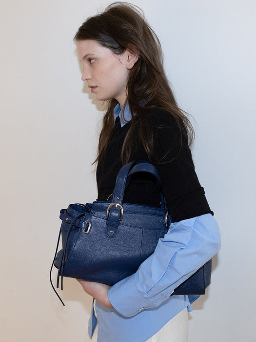 Loeuvre Present Tote Medium