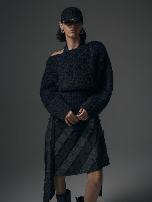 Wconcept_Treemingbird Alpaca Boucle Open Shoulder Knit [ Black ]