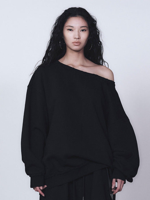 Wconcept_Treemingbird Scratch Damage Boat Neck Sweat Shirt [ Black ]