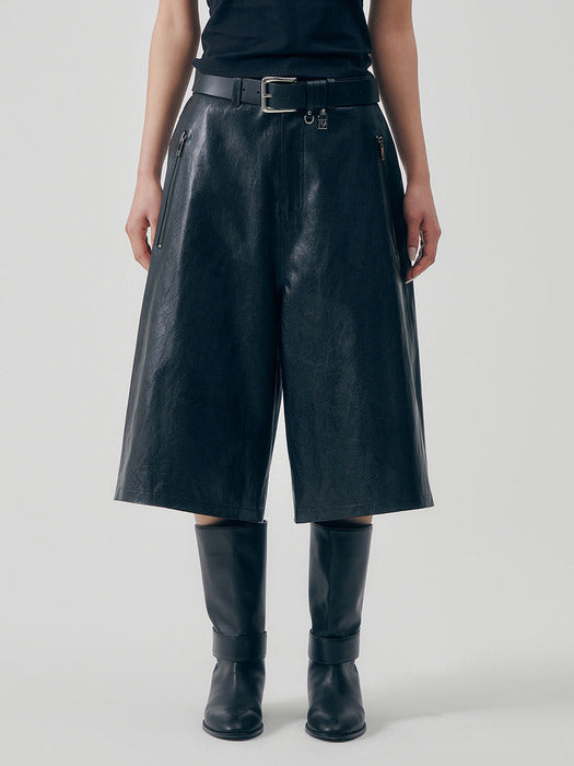 Wconcept_Treemingbird Distressed Leather Set-up Shorts [ Black ]