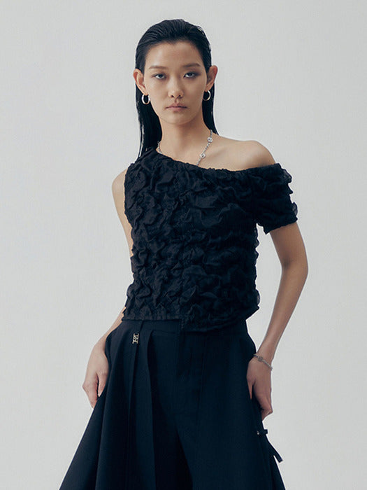 Wconcept_Treemingbird Volume One-shoulder Frill Top [ Black ]