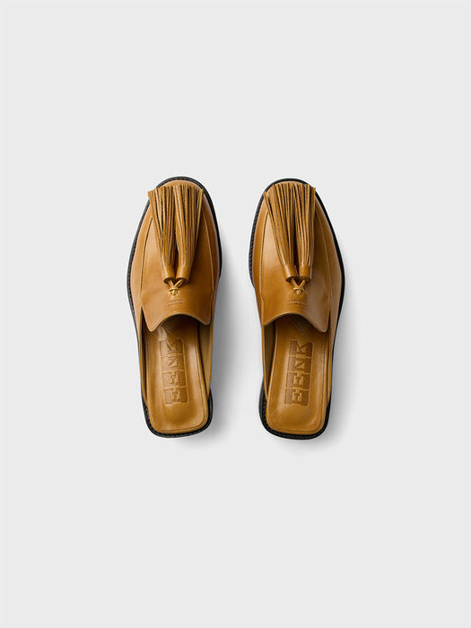 Eenk Tassel Leather Mule - Camel