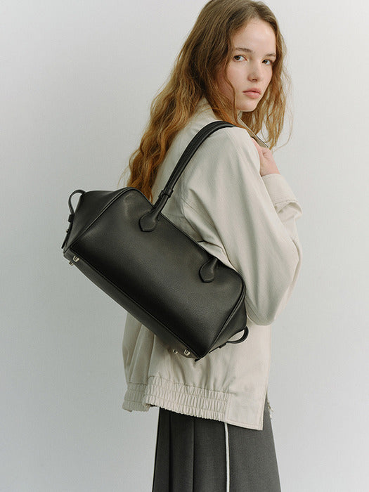 Dunst Soft Frame Compact Shoulder Bag Black