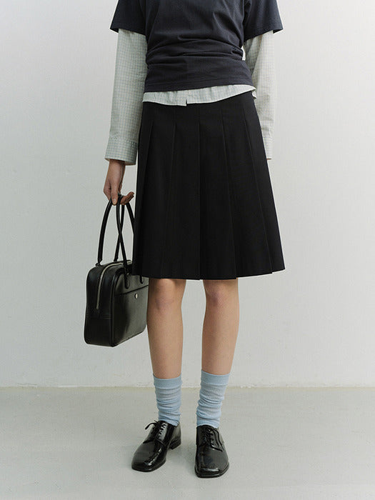 Dunst Pleats Midi Skirt Navy