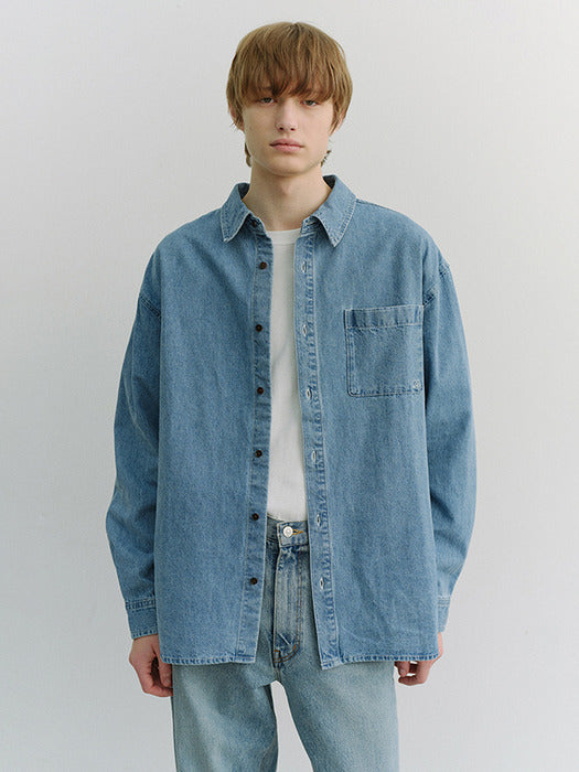 [dunst] Unisex Oversized Denim Shirt Light BLUE_UDSH6A102B1