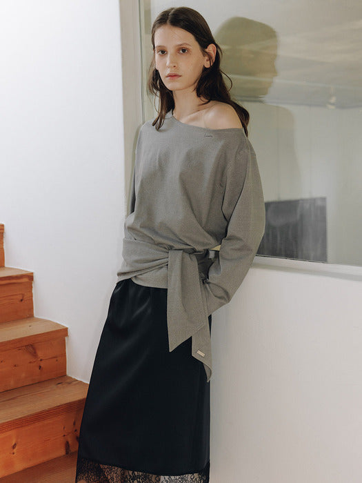 Loeuvre Off-Shoulder Sweatshirt + Scarf