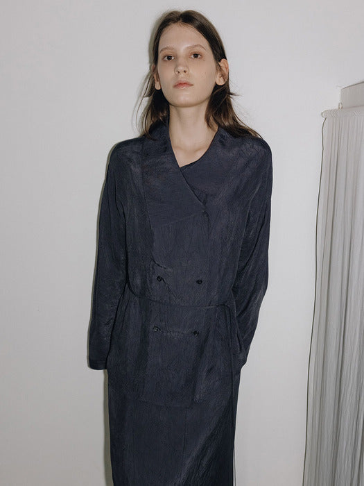 Loeuvre Unbalanced Collar Crease Blouse