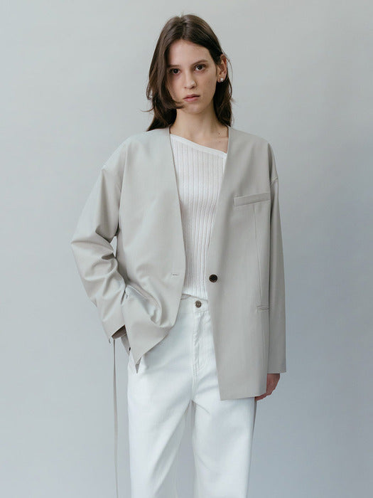Loeuvre V-neck Strapped Single Jacket