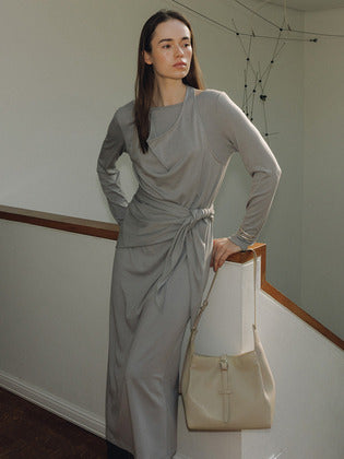 Loeuvre [EXCLUSIVE] Cowl Layered Jersey Dress