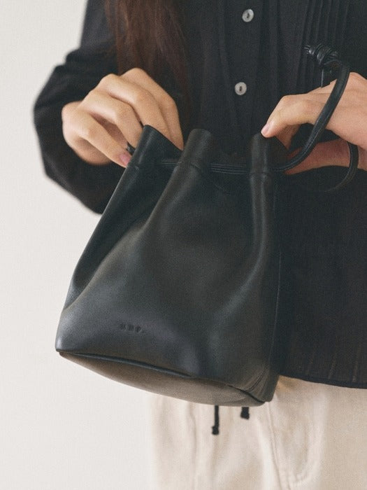 Mango Maniplease Tinny Bucket Bag Black