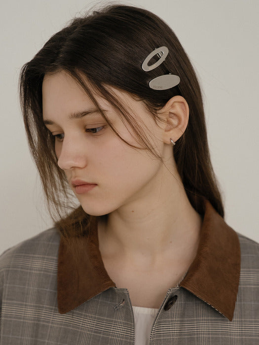 Tillidie Minimal logo hair pin Silver