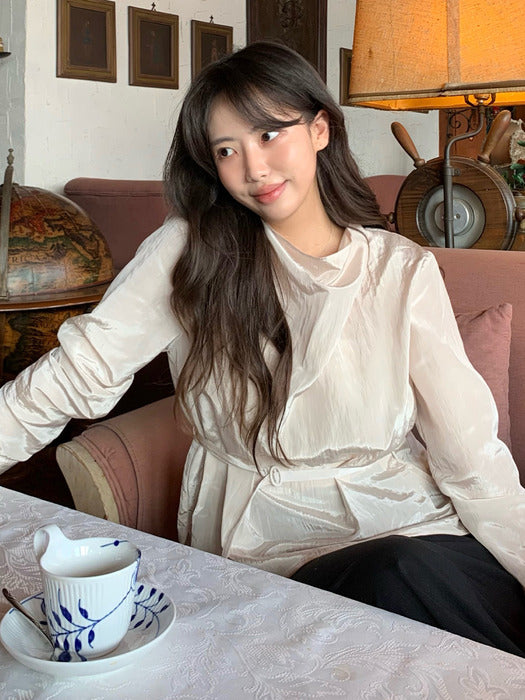 Tillidie Drape neck belted blouse Cream