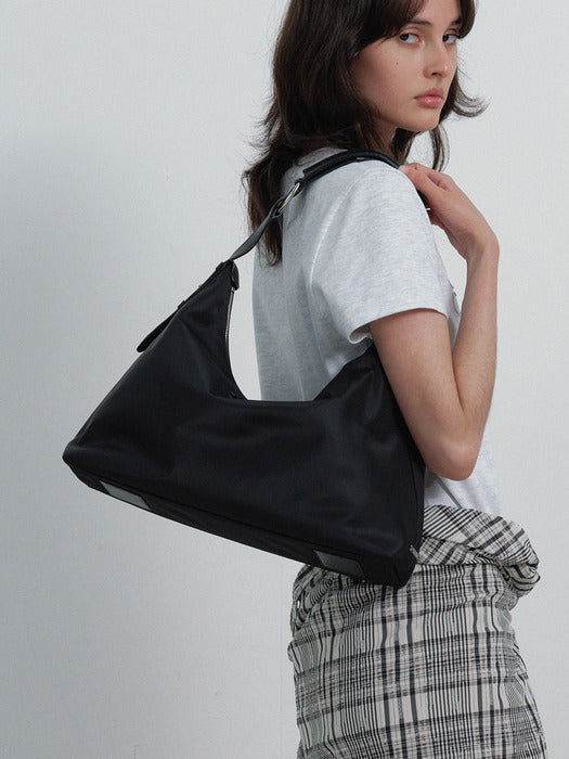 Raive Orin Medium Shoulder in Black