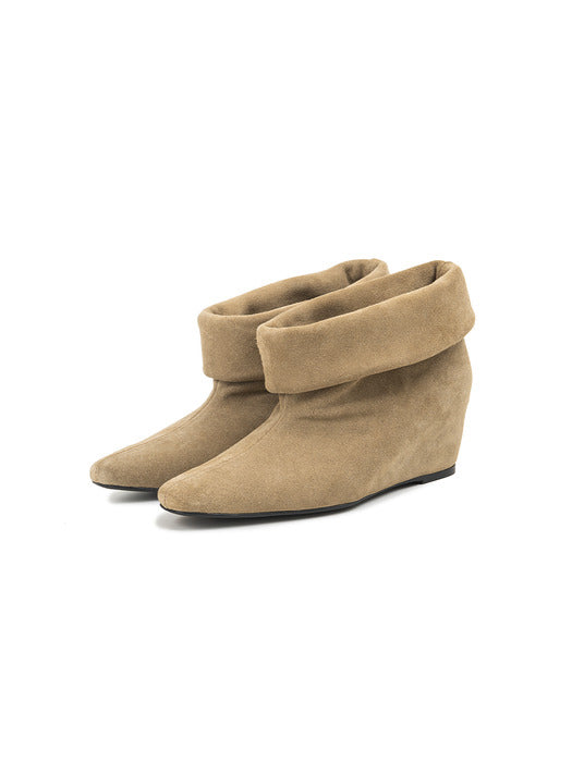 Osoi Cuff Boots [SUEDE SAND]