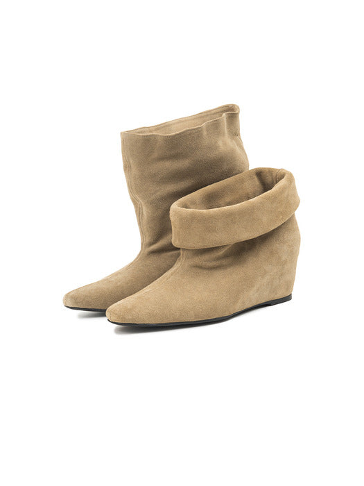 Osoi Cuff Boots [SUEDE SAND]