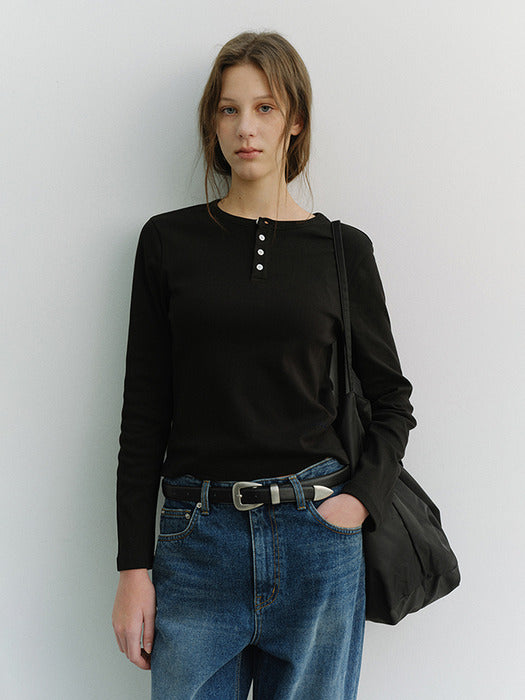Dunst Unisex Henley-Neck T-Shirt Black