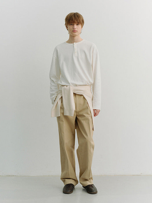 Dunst Unisex Henley-Neck T-Shirt Off White