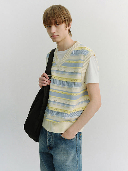 Dunst Unisex Crafted Striped Knit Vest Cream Soft Blue