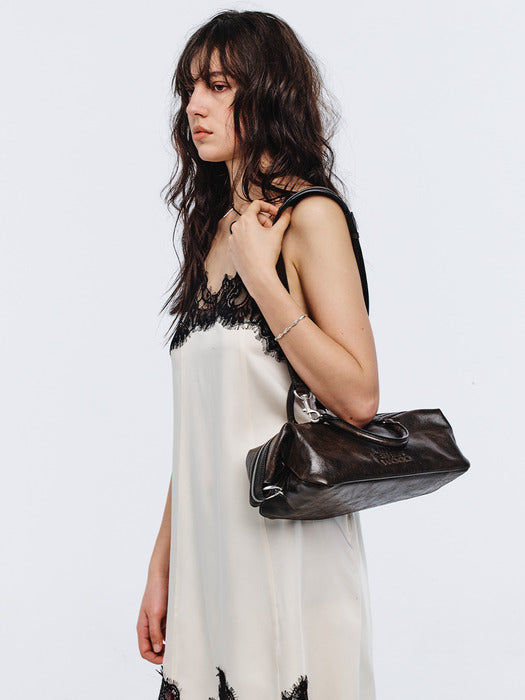 Margesherwood Dumpling EW Tote brown+black two-tone cracked