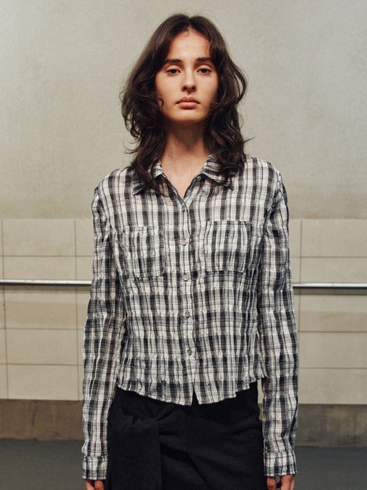Raive Check Shirring Shirts in Black
